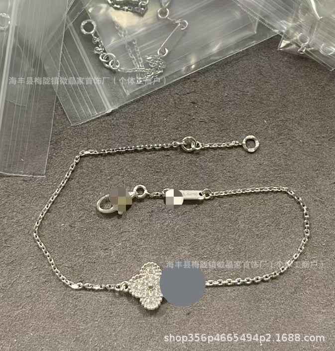 梵家高版桃心红玉髓项链小红心锁骨链时尚小而精致高品质厂家直销