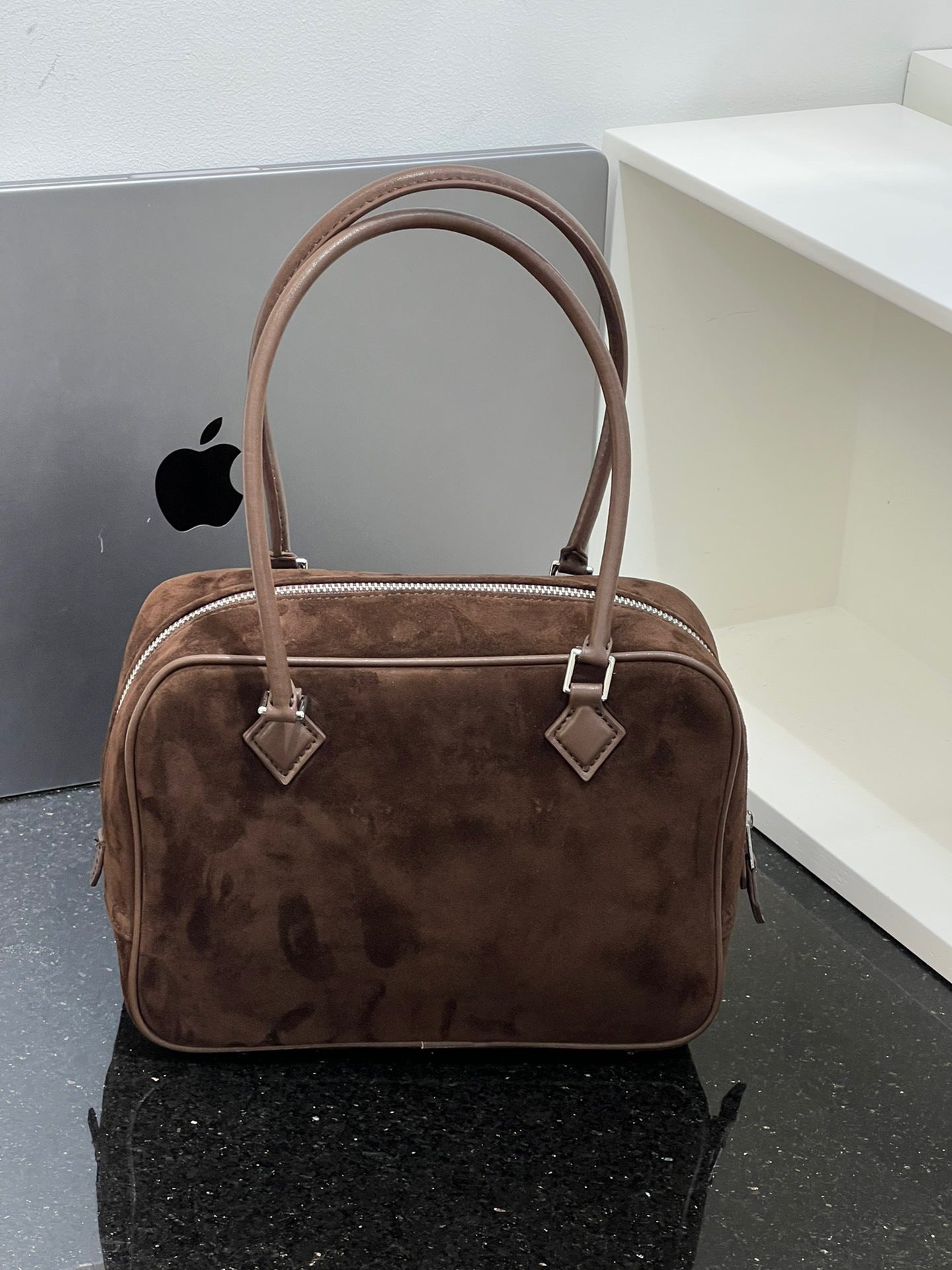 手提小方包包女2024新款美拉德复古高级质感小众单肩斜挎保龄球包