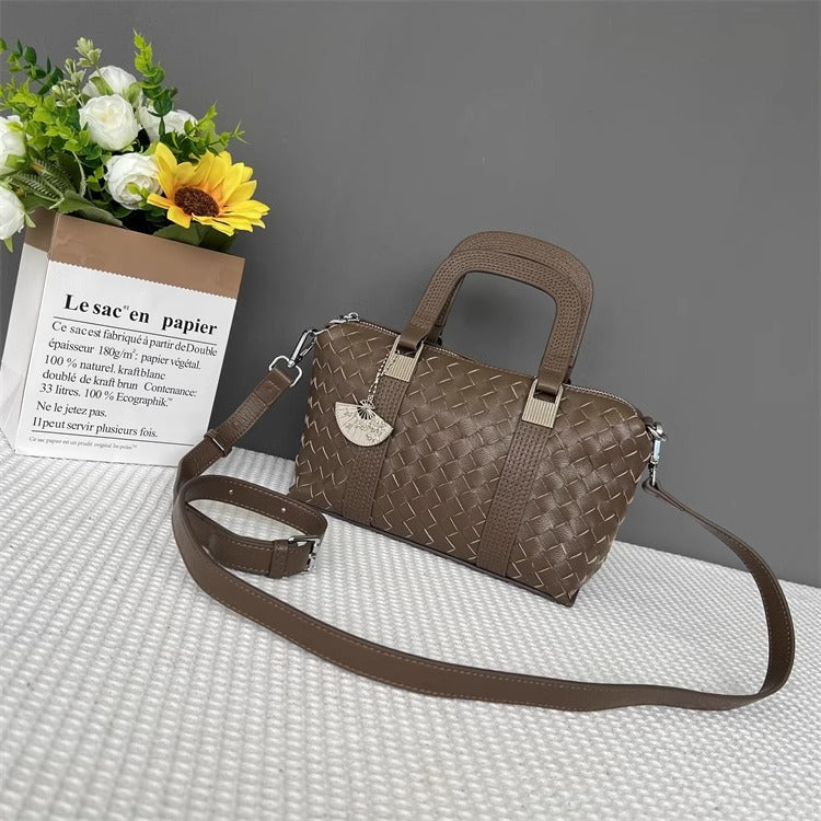 真皮手工编织女包外贸批发ins潮高级质感小众时尚手提单肩斜挎包