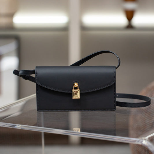 跨境新款小方包婚包红色小众洋气手提包单肩斜挎包高级感包包女潮