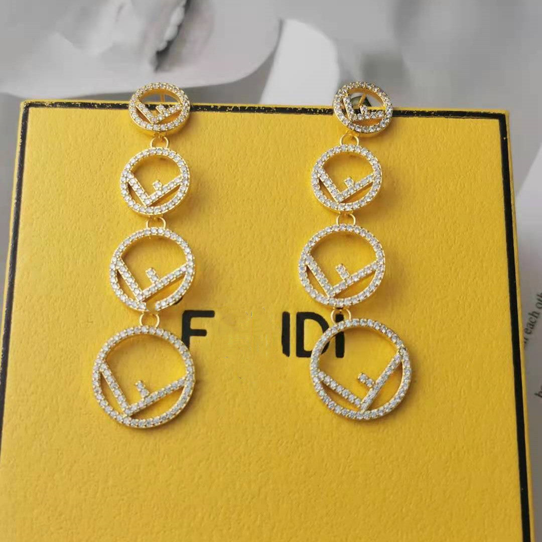 芬家21新款F字母满钻耳环高级感气质批发个性欧美长款流苏F耳钉