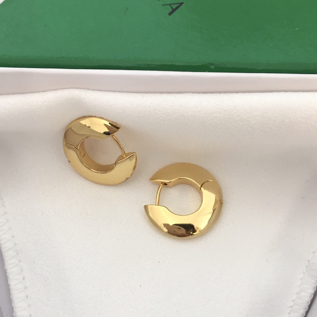 BV家21新款环形耳环女耳扣高级感时尚光面欧美气质圆圈耳圈耳环