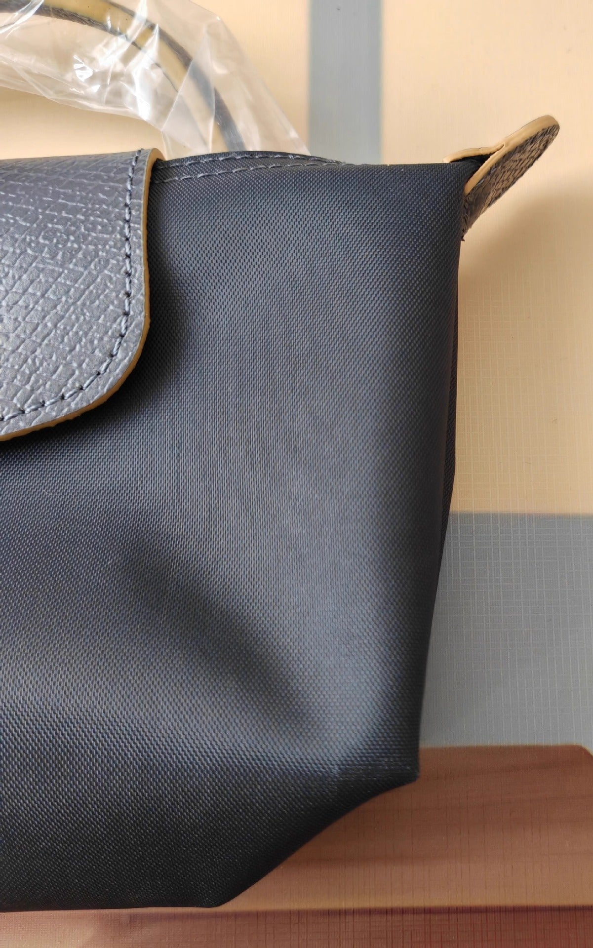 法国夏季新款mini尼龙饺子包单肩斜挎包迷你化妆包百搭手提手机包