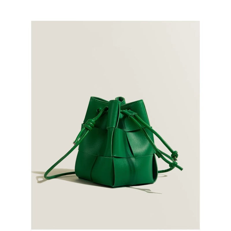 女包时尚百搭2023新款潮夏季休闲编织包运动单肩斜挎包真皮小方包