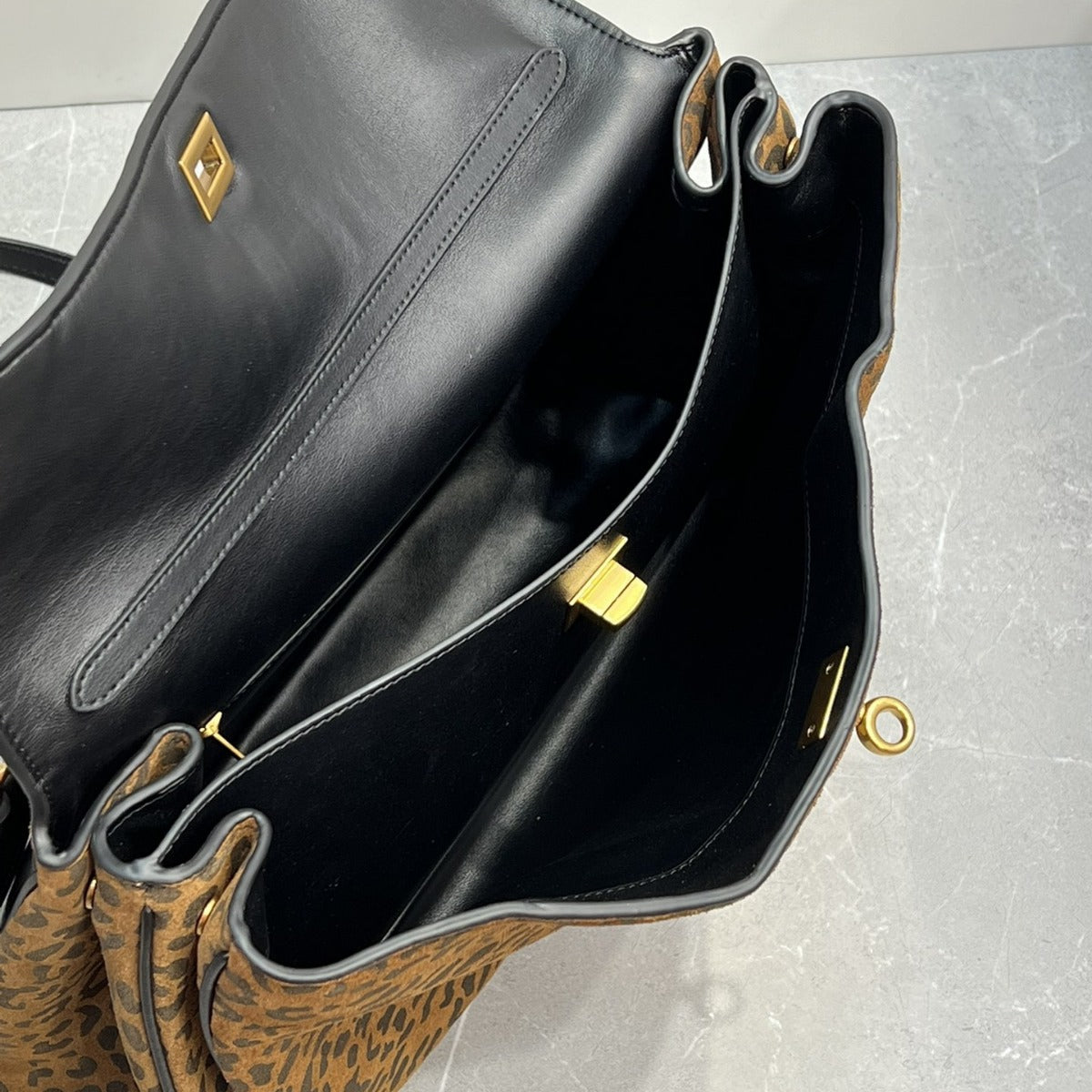 2024秋冬新款时尚通勤马毛羽毛包豹纹腋下单肩包百搭手提斜挎包女