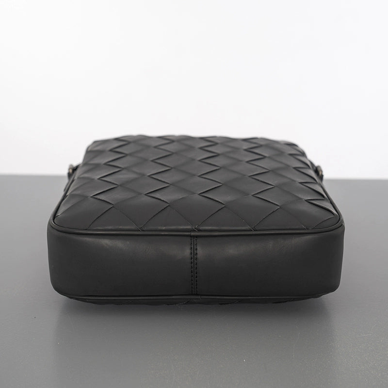 X&BV男士单肩包商务休闲真皮时尚小背包编织青年竖款潮男斜挎包包