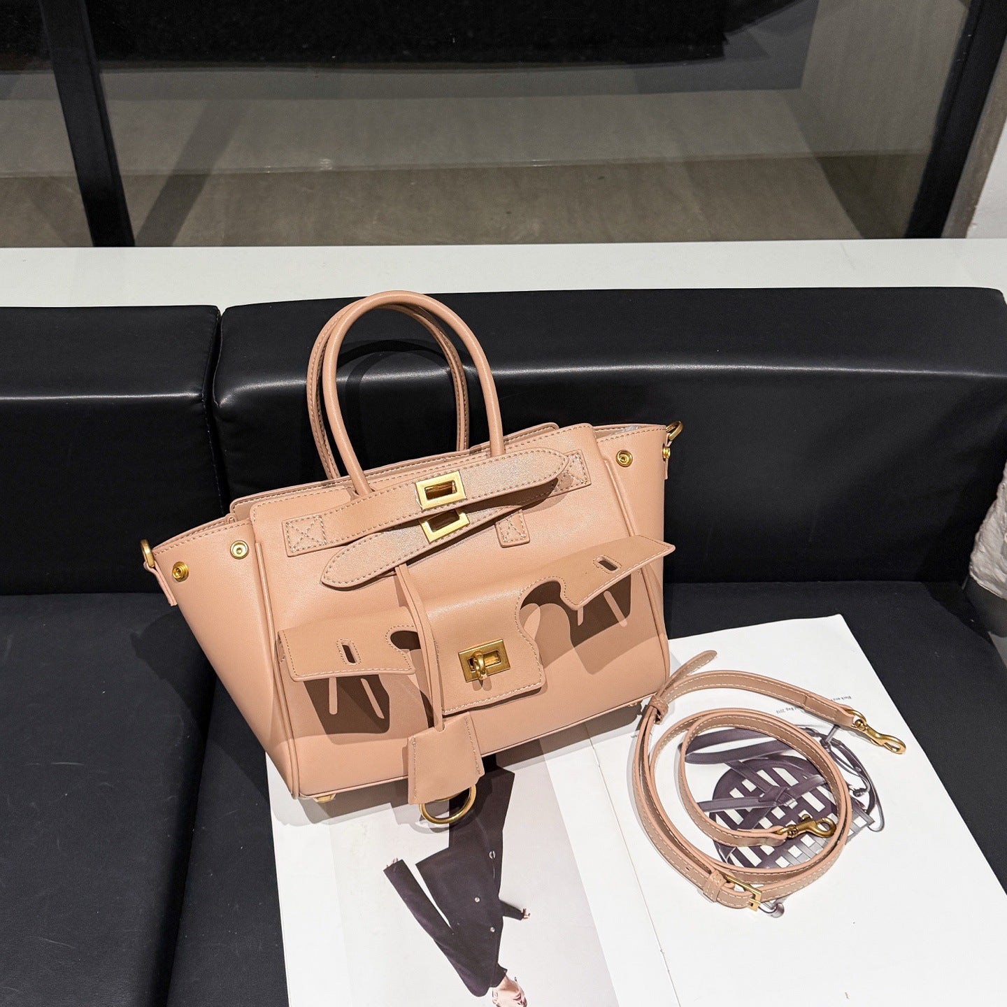 小众设计高级感大容量托特包2025新款时尚百搭通勤单肩手提腋下包