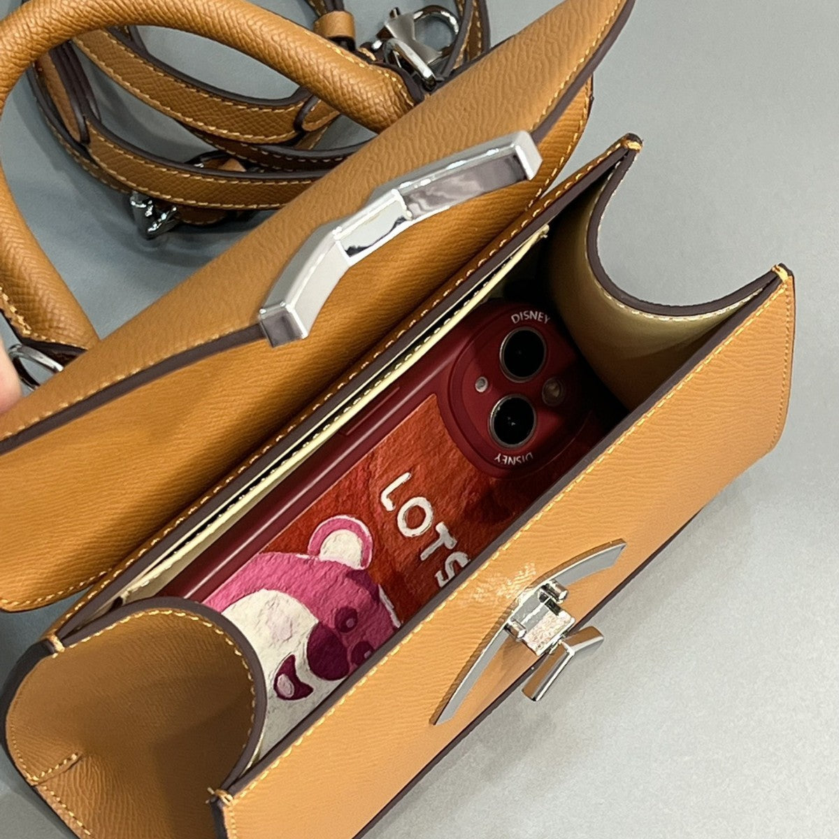 高级感小众设计莫奈包包女2025新款M扣凯莉包单肩斜挎通勤手提包