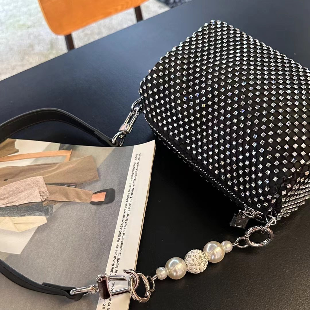 小众满钻水钻包包包女2024新款潮时尚链条腋下包百搭大容量斜挎包