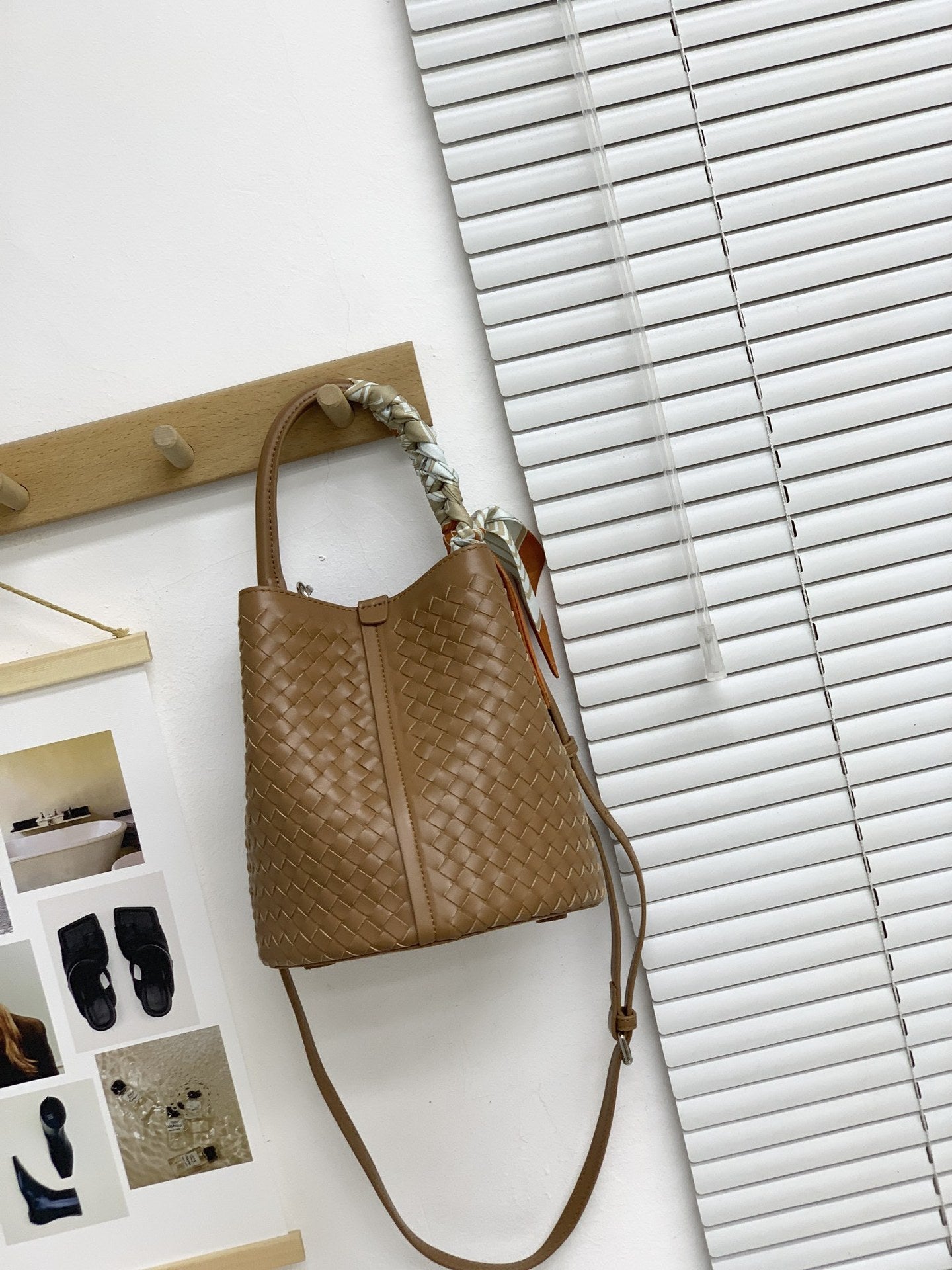 编织牛皮水桶包女斜挎包大容量高级感真皮菜篮子手提包女通勤单肩