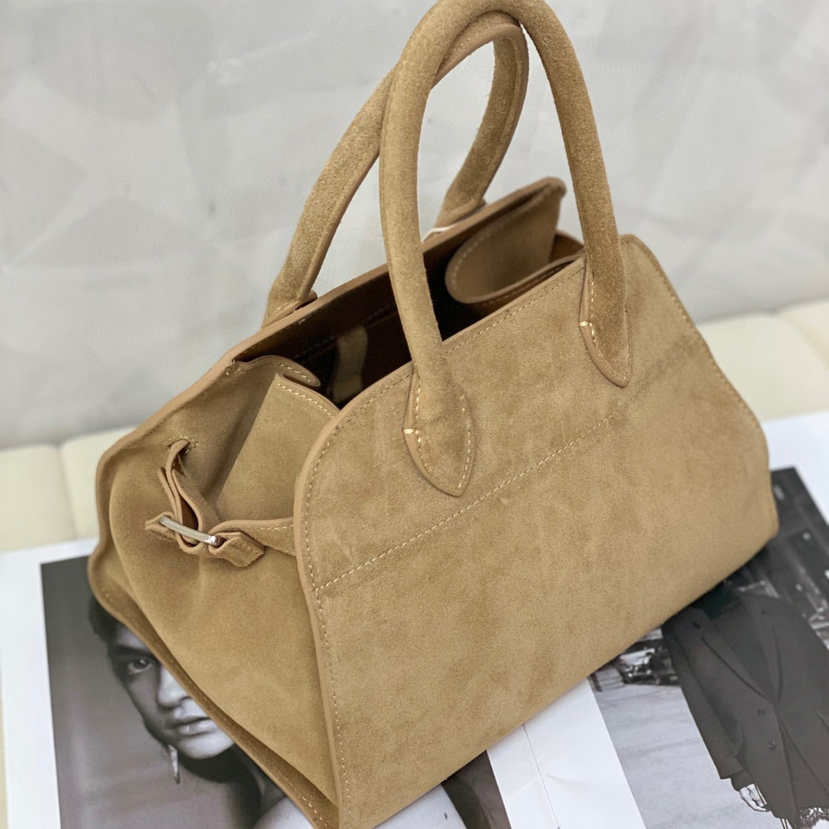 进口磨砂皮潮流通勤手提包轻奢简约大容量女包包抖音直播供应代发