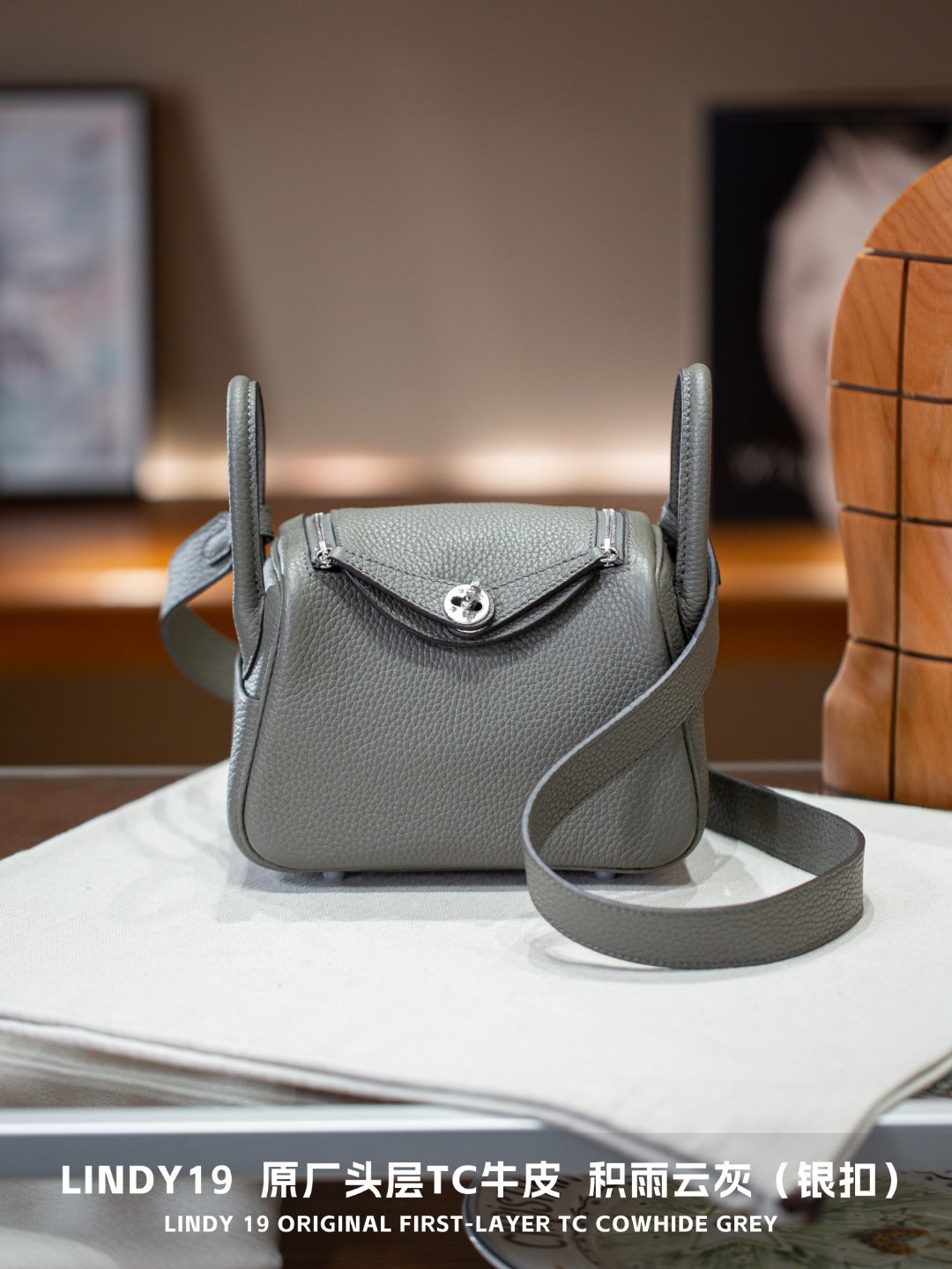 包包2025新款女包琳迪包真皮女包医生包包单肩手提斜挎枕头药箱包