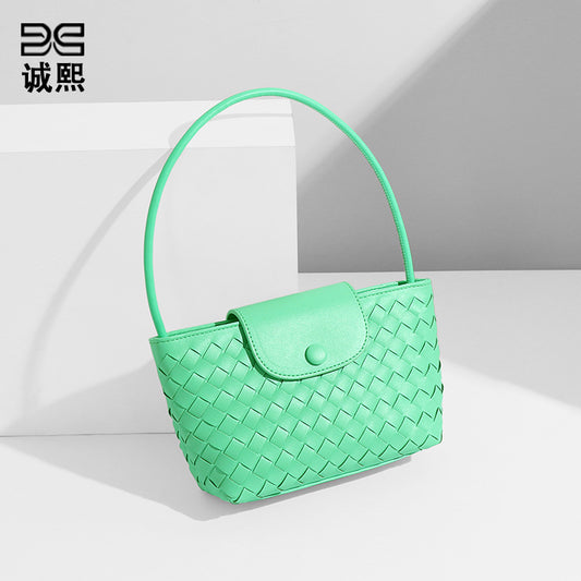 广州工厂批发包包女马卡龙可爱时尚编织手拎腋下包翻盖单肩斜挎包