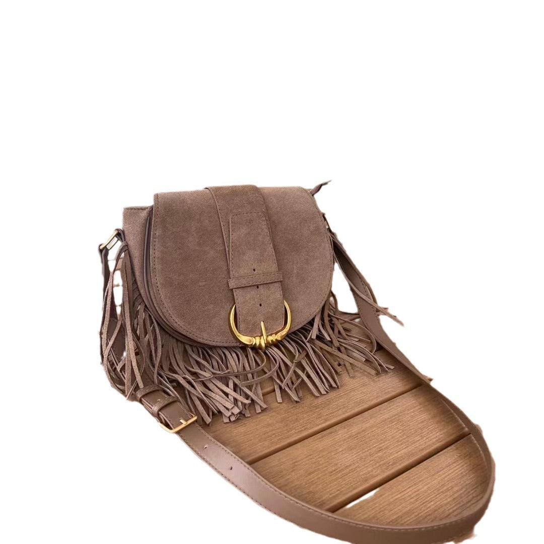 磨砂牛皮猪鼻子流苏包包时尚百搭秋冬麂皮绒女包单肩斜挎马鞍包