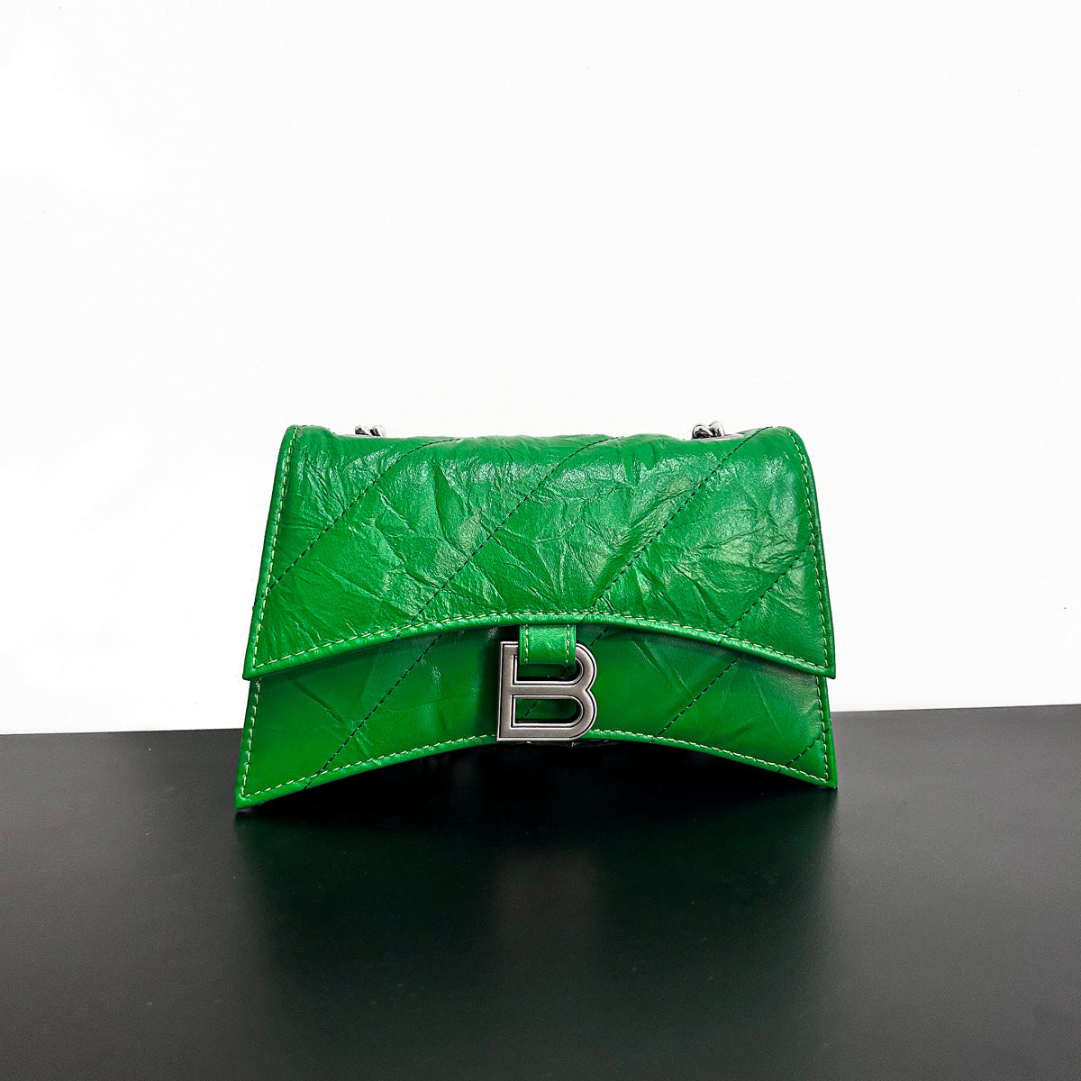 高级感头层牛皮沙漏包2023春夏新款褶皱菱格链条包单肩斜挎包女