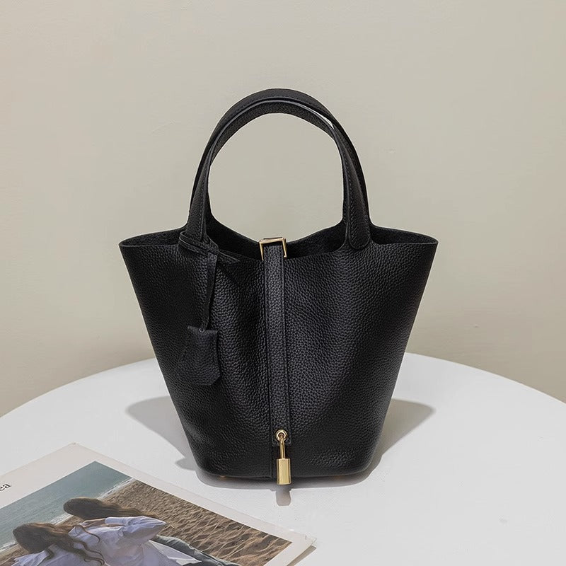 香港代购包包2023新款水桶包菜篮子女包真皮手提包妈咪包新娘婚包