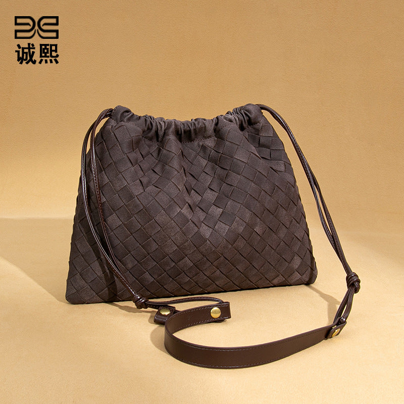 跨境爆款磨砂编织女包2025新款束口云朵包时尚小众单肩斜挎饺子包