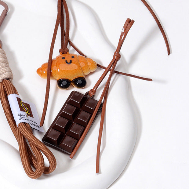 手工DIY碱水面包钥匙扣秋冬美拉德系可爱面包挂件学生情侣书包装