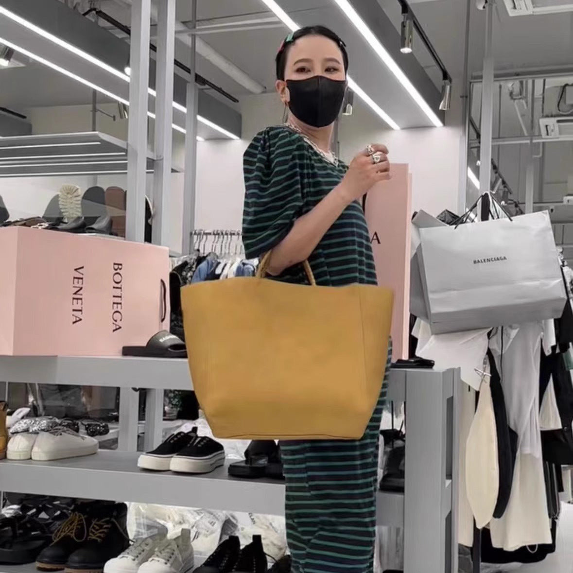 ins风托特包包女2023新款真皮手提包大容量牛皮纸袋包 工厂代发