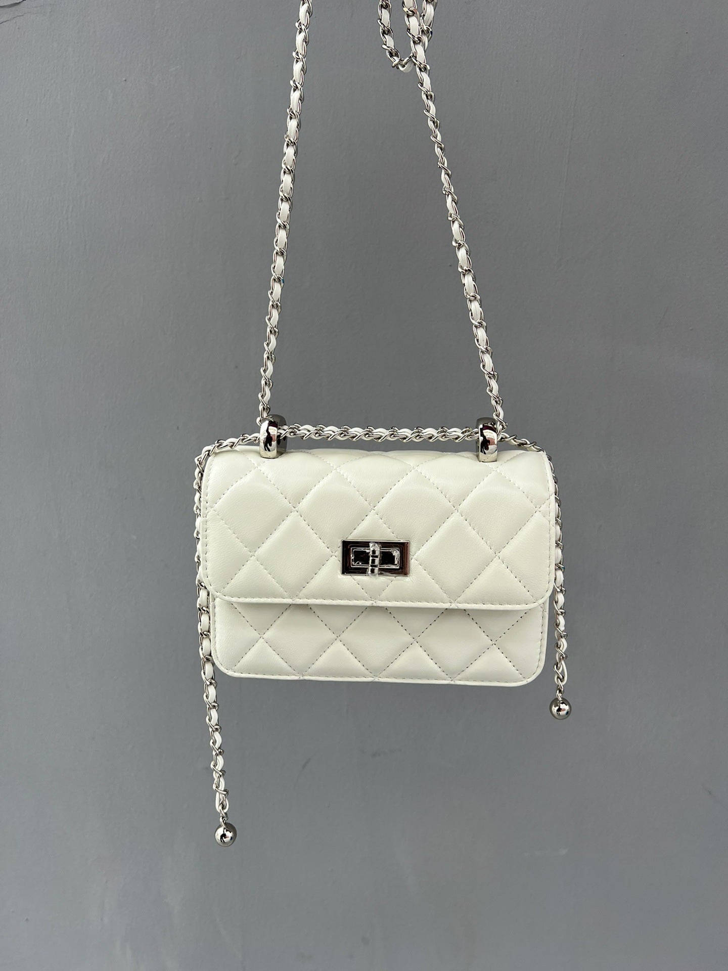 工厂直销小香风包包女2025新款小挎包迷你小香风菱格链条包银色包