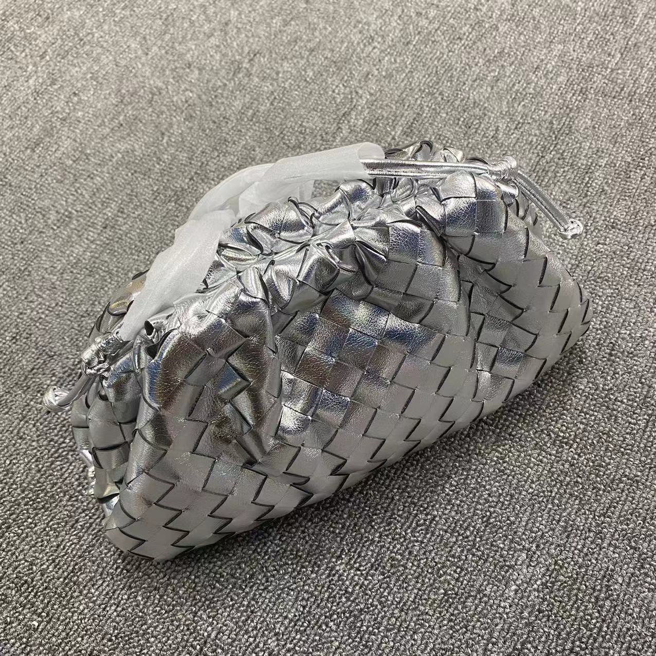 包包女皱褶饺子包真皮云朵包牛皮编织单肩斜挎包阿希歌同款时尚