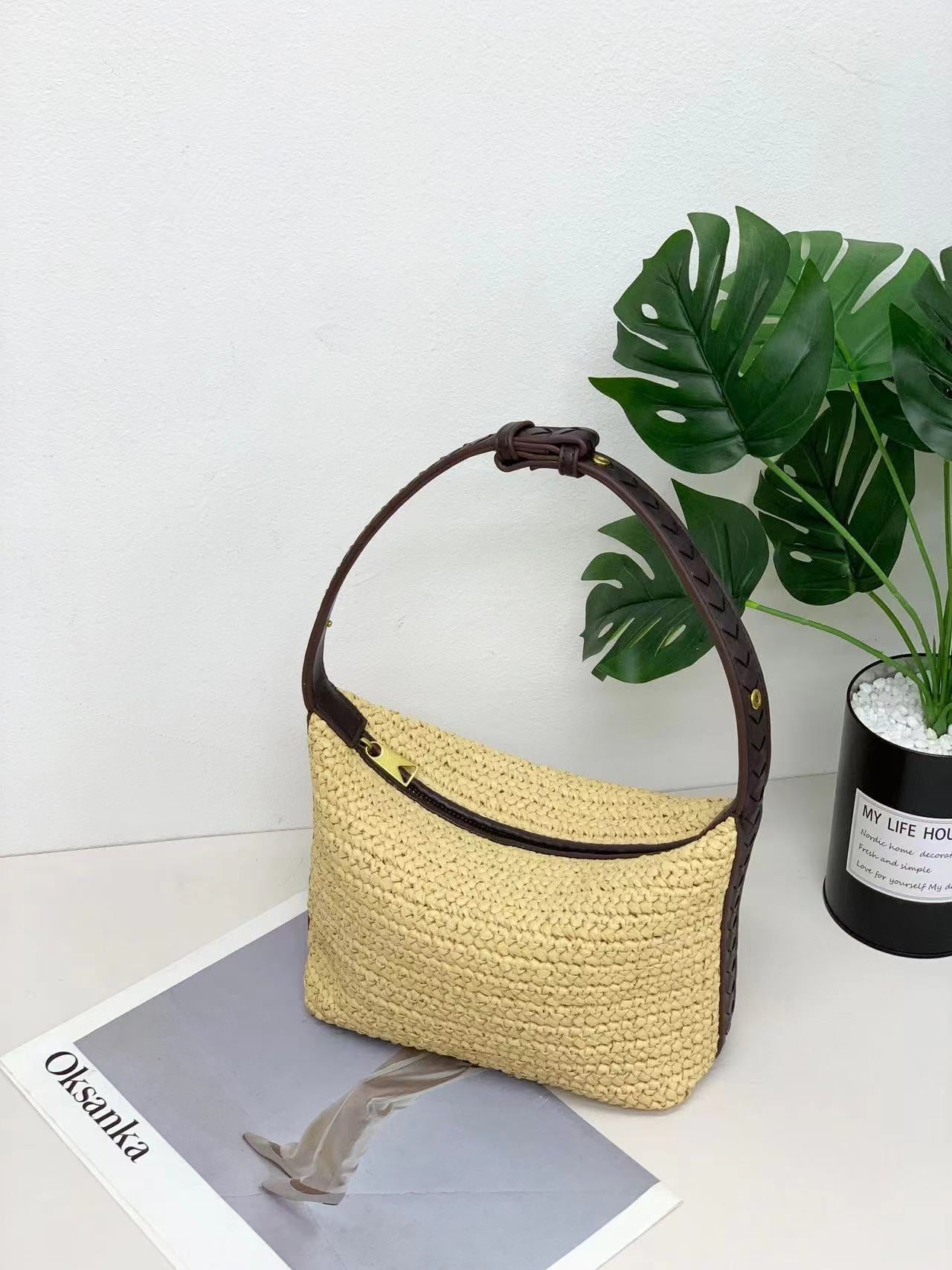 草编包饭盒包2024春夏新款包包女沙滩度假拉菲草手拎包单肩腋下包