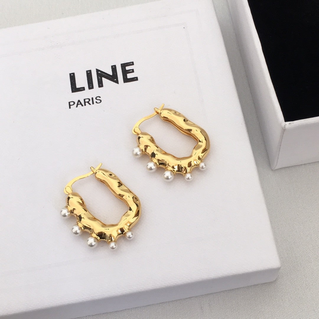 赛林家新款U形珍珠耳环女高级感个性气质黄铜镀金港风CEL风耳扣