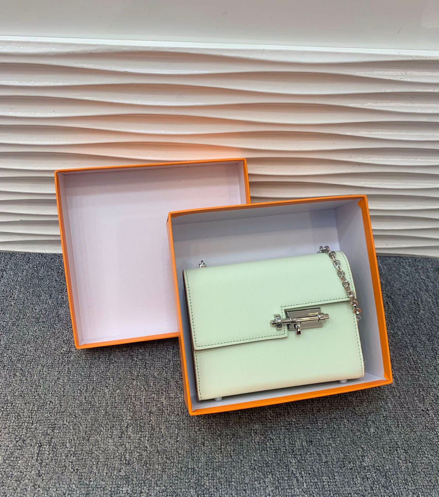 高品质 蜥蜴纹牛皮链条迷你插销包 时髦好搭配气质小方包一件代发