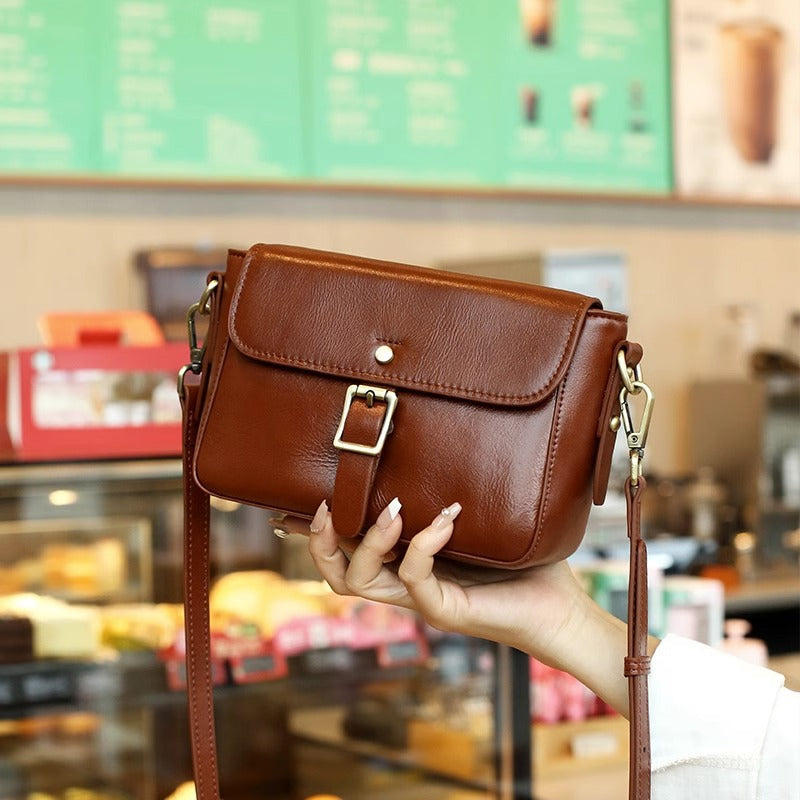 植鞣皮女包2023新款时尚邮差包复古单肩小包包头层牛皮斜挎包