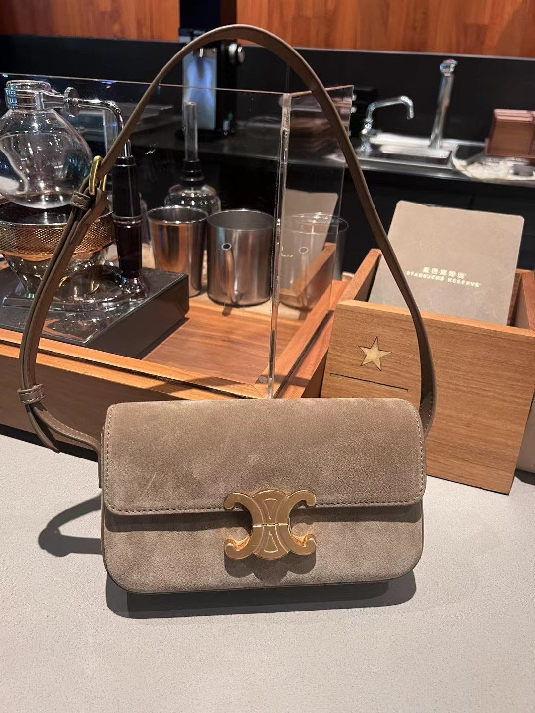 高级时尚纯色小众包包女秋冬季2023新款单肩腋下包质感百搭斜挎包