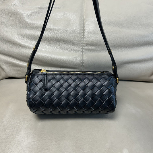 新款编织包手工轻奢圆筒相机包小众高级欧美日韩时尚单肩包腋下包