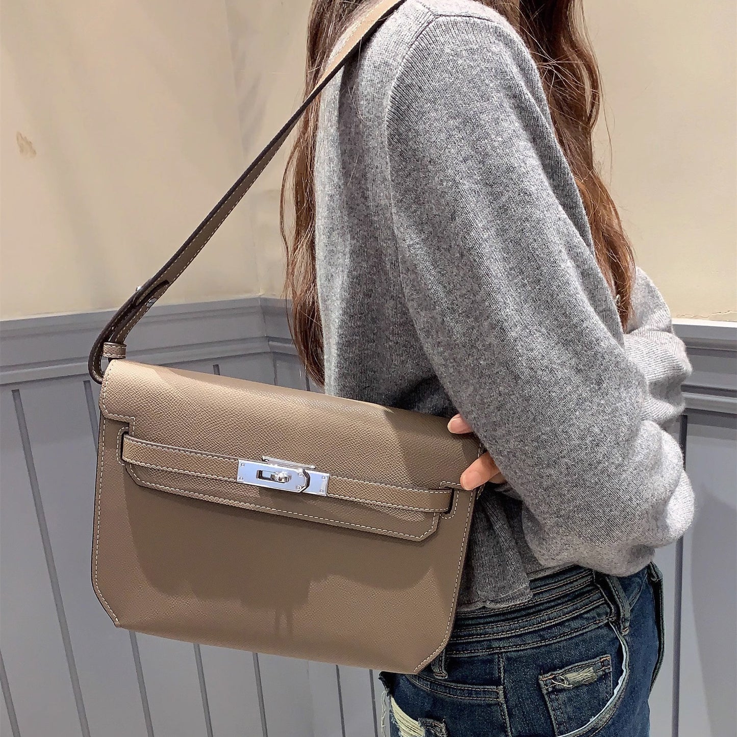 2023新款手掌纹牛皮凯莉包腋下包女单肩斜挎包复古通勤跳舞包真皮