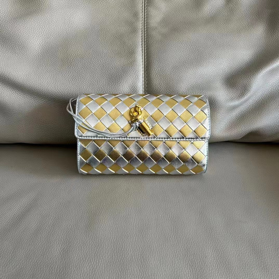 欧美时尚真皮小方包2023新款高档牛皮编织包简约单肩斜挎女士包包