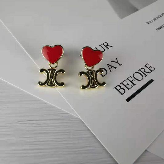 赛家新款红色心形爱心凯旋门耳钉耳环造型时尚百搭减龄时髦精耳饰
