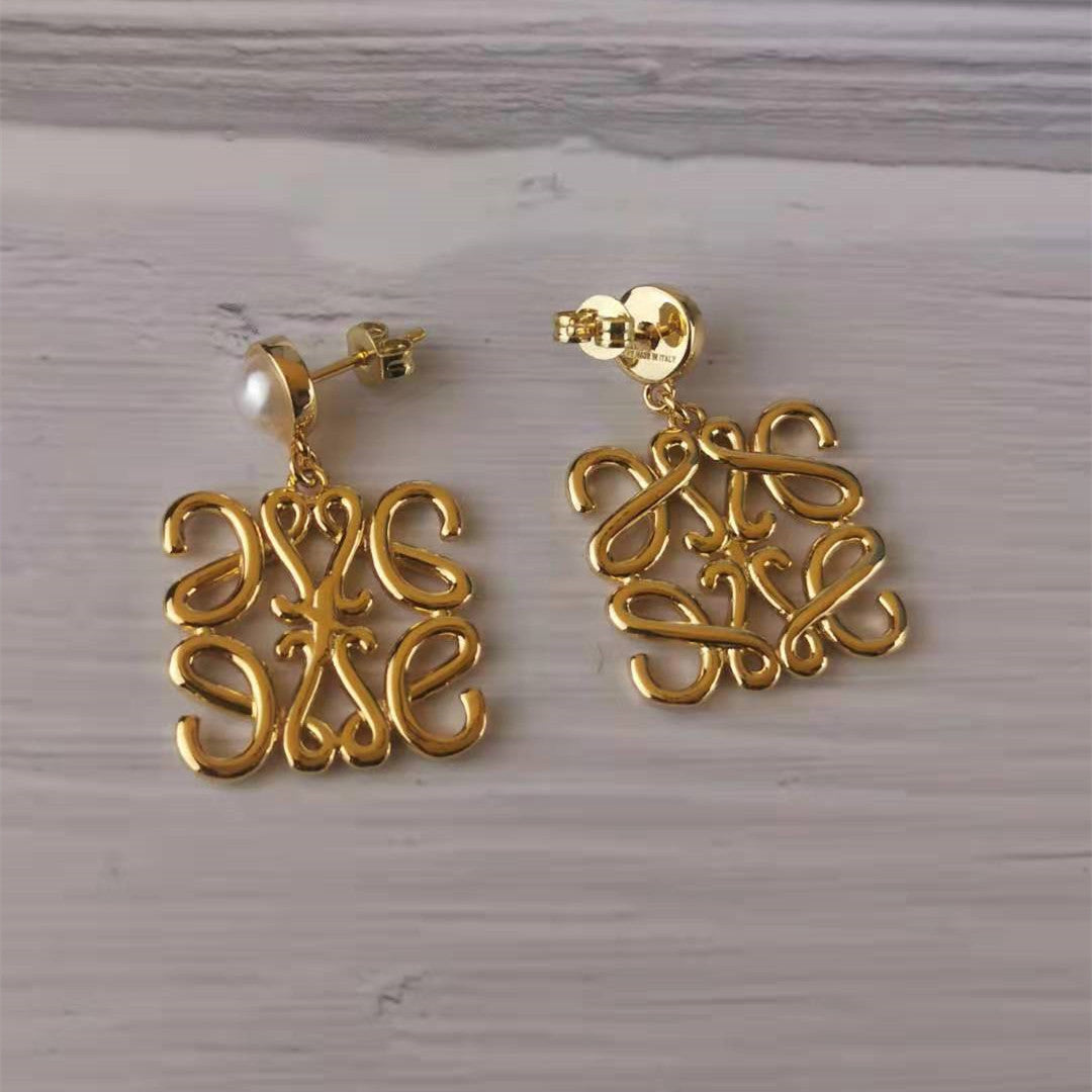 罗家2021新款珍珠耳环几何抽象网红同款个性百搭高级感月饼耳钉