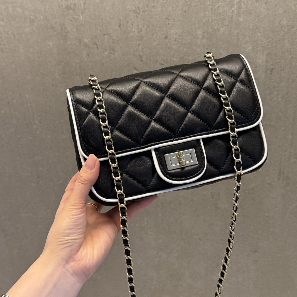 2025夏季新款菱格绣线单肩包小众百搭小香风链条包洋气小方包女包