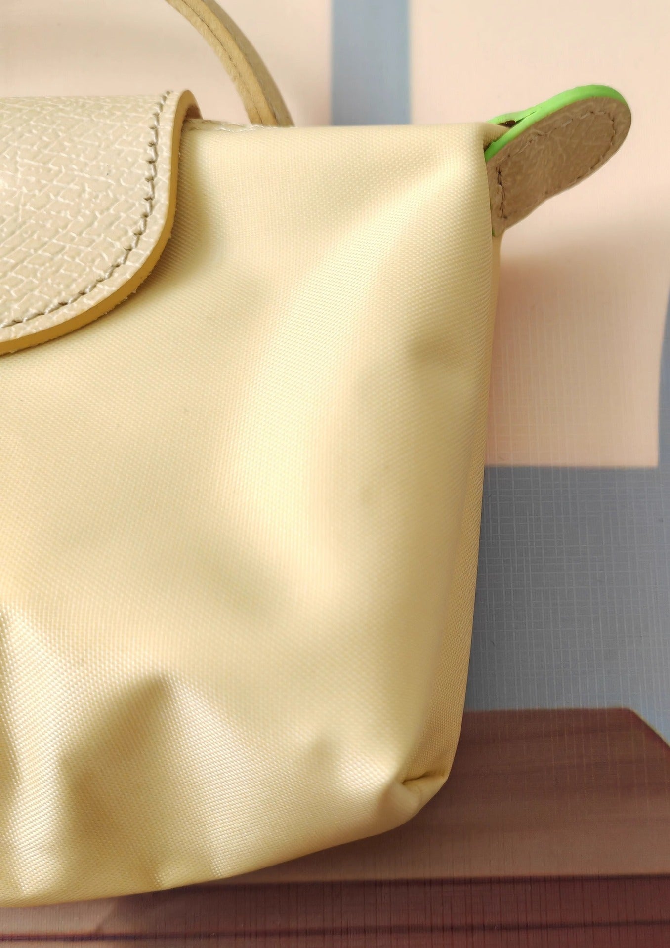 法国夏季新款mini尼龙饺子包单肩斜挎包迷你化妆包百搭手提手机包