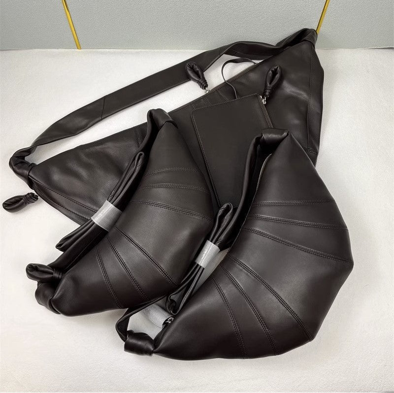 中号牛角包可颂包中性大容量慵懒流浪包斜挎包 直播一件代发批发