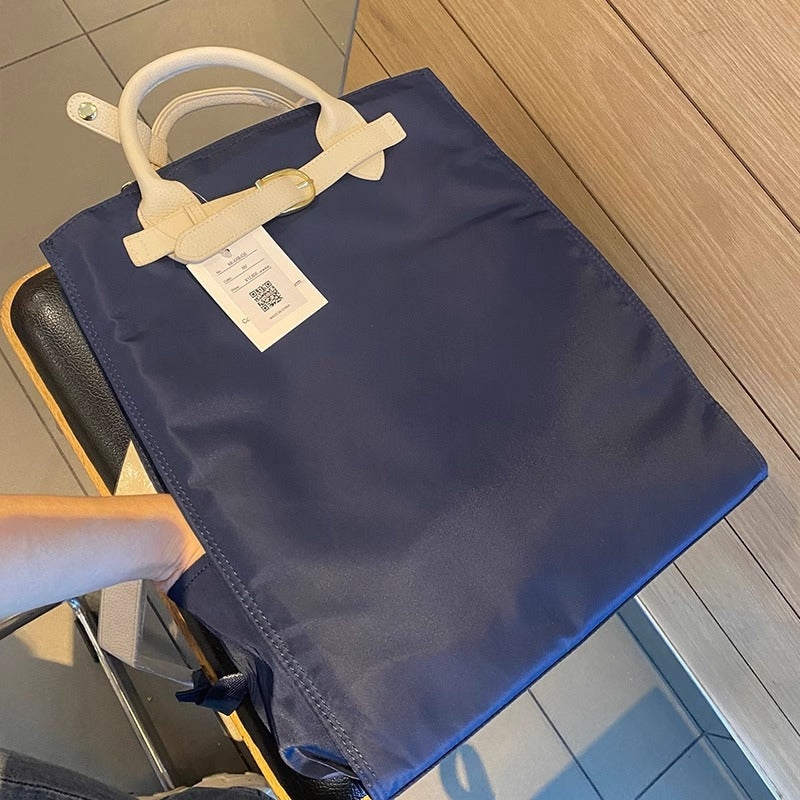 一眼贵气 超高级双肩气质女背包牢固~防泼水超轻巨美 直播代发