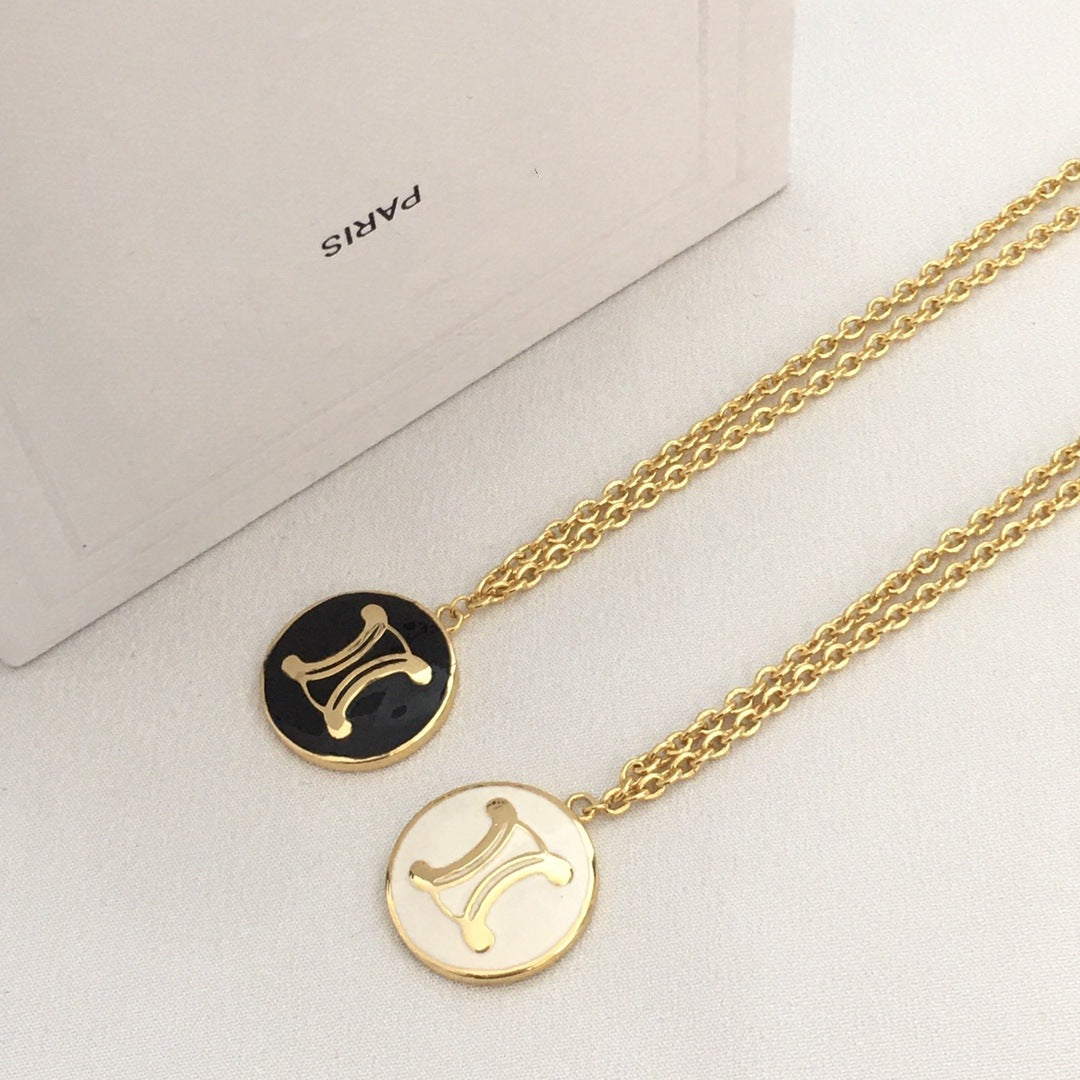 赛家新款猪鼻子OT扣项链女高级个性气质光面珐琅凯旋门锁骨链