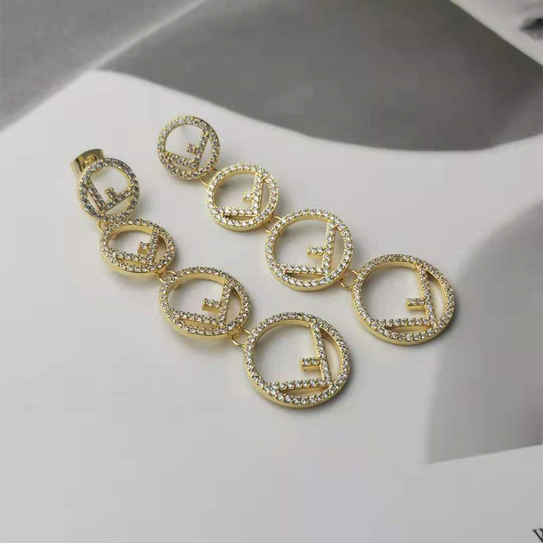 芬家21新款F字母满钻耳环高级感气质批发个性欧美长款流苏F耳钉