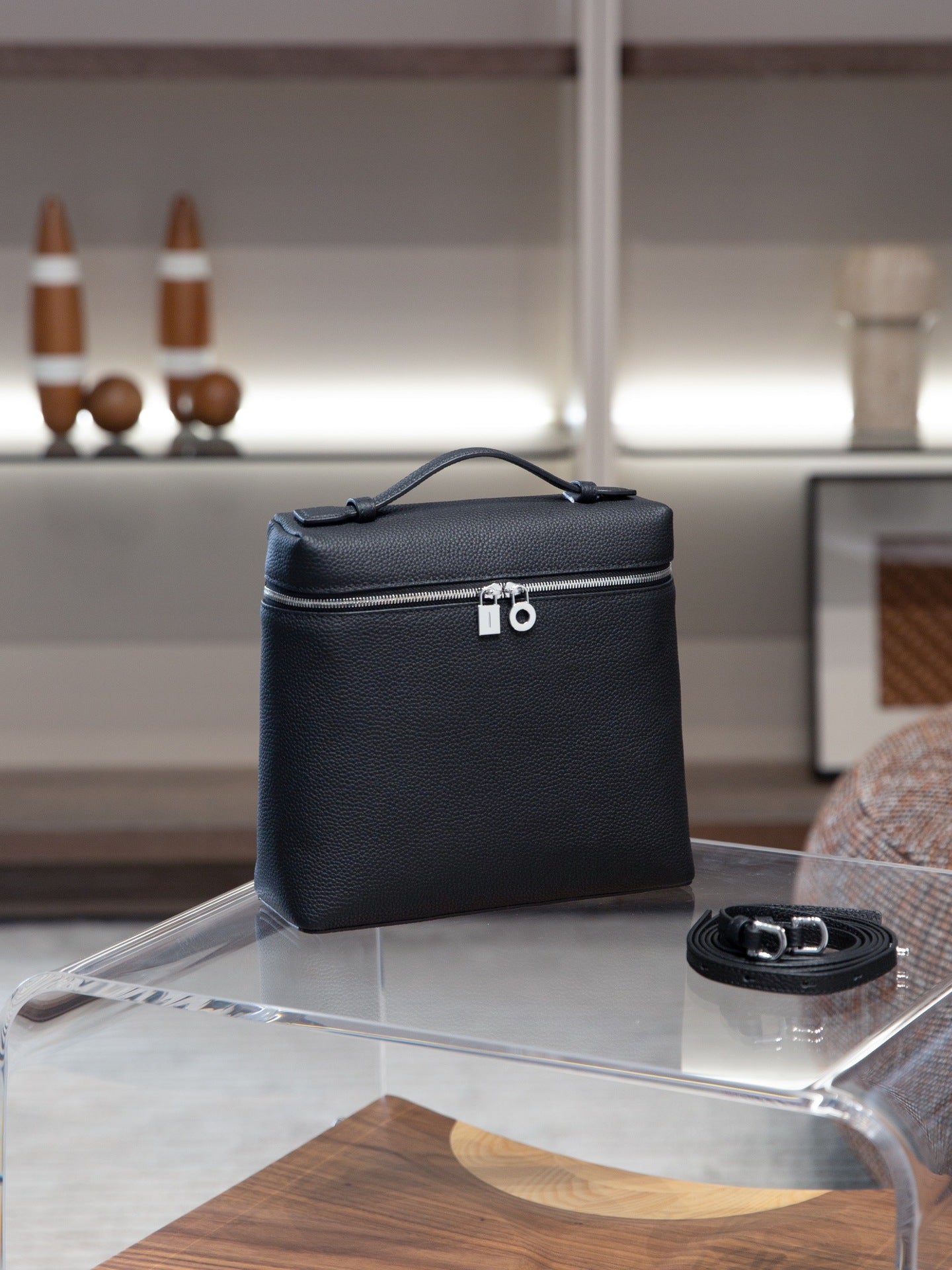 Loro包LP双肩包女2025新款时尚简约piana背包休闲旅游大容量书包