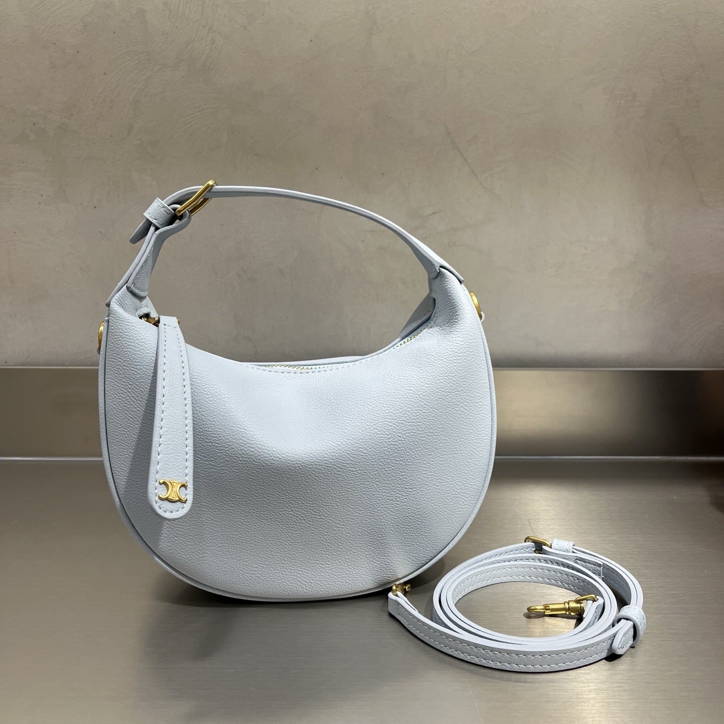 春夏简约腋下包单肩小众法棍包包女斜挎包2025新款半月包