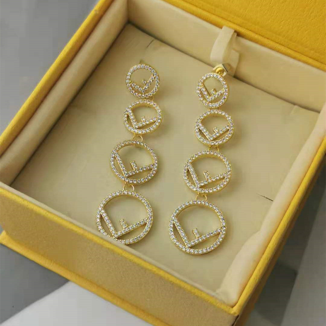 芬家21新款F字母满钻耳环高级感气质批发个性欧美长款流苏F耳钉