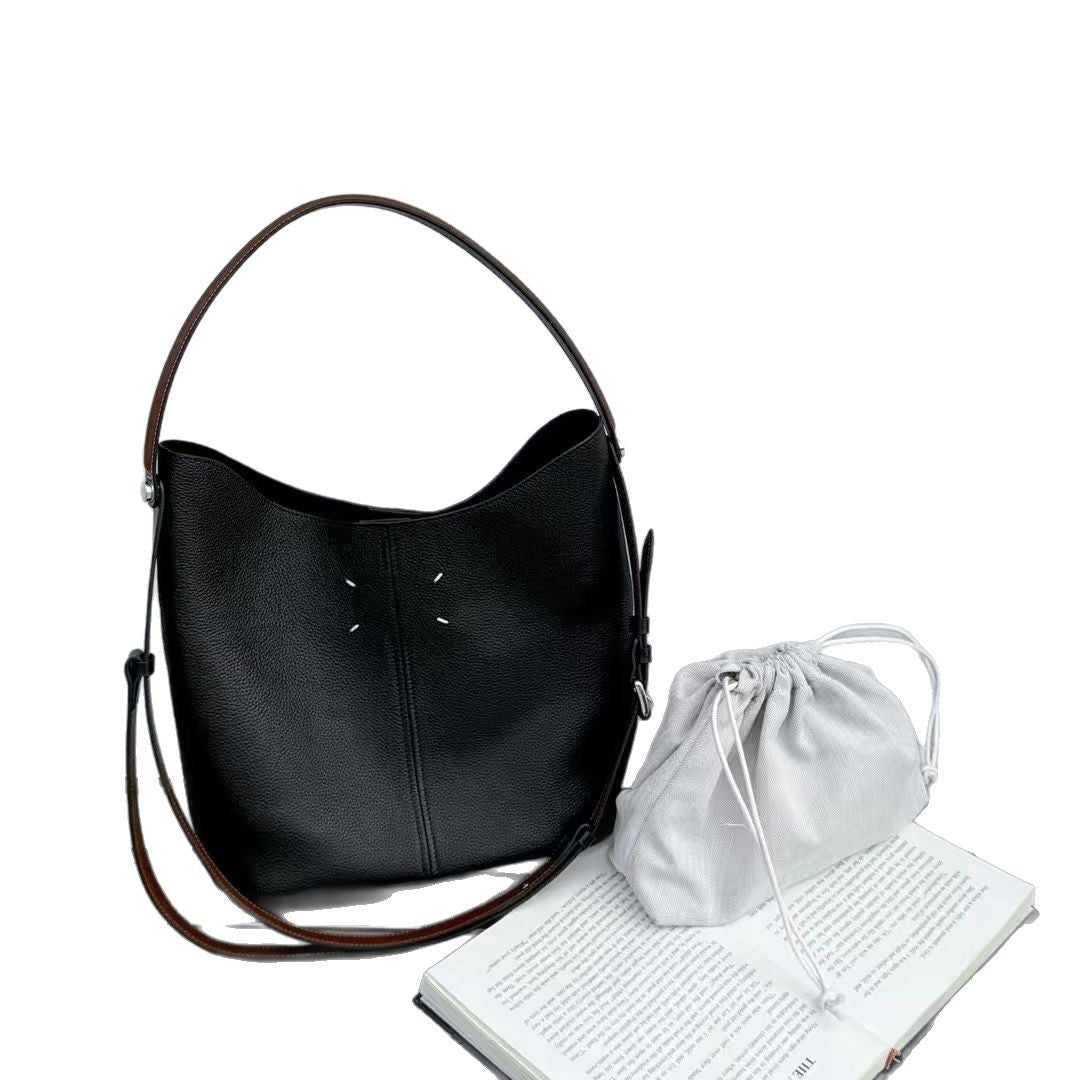 2025新款白色水桶包女斜挎头层真牛皮单肩大容量斜挎托特通勤包