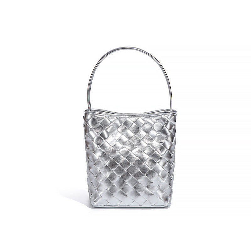 潮流新品手工编织手提女包小巧轻便单肩斜挎包质感纯色迷你水桶包