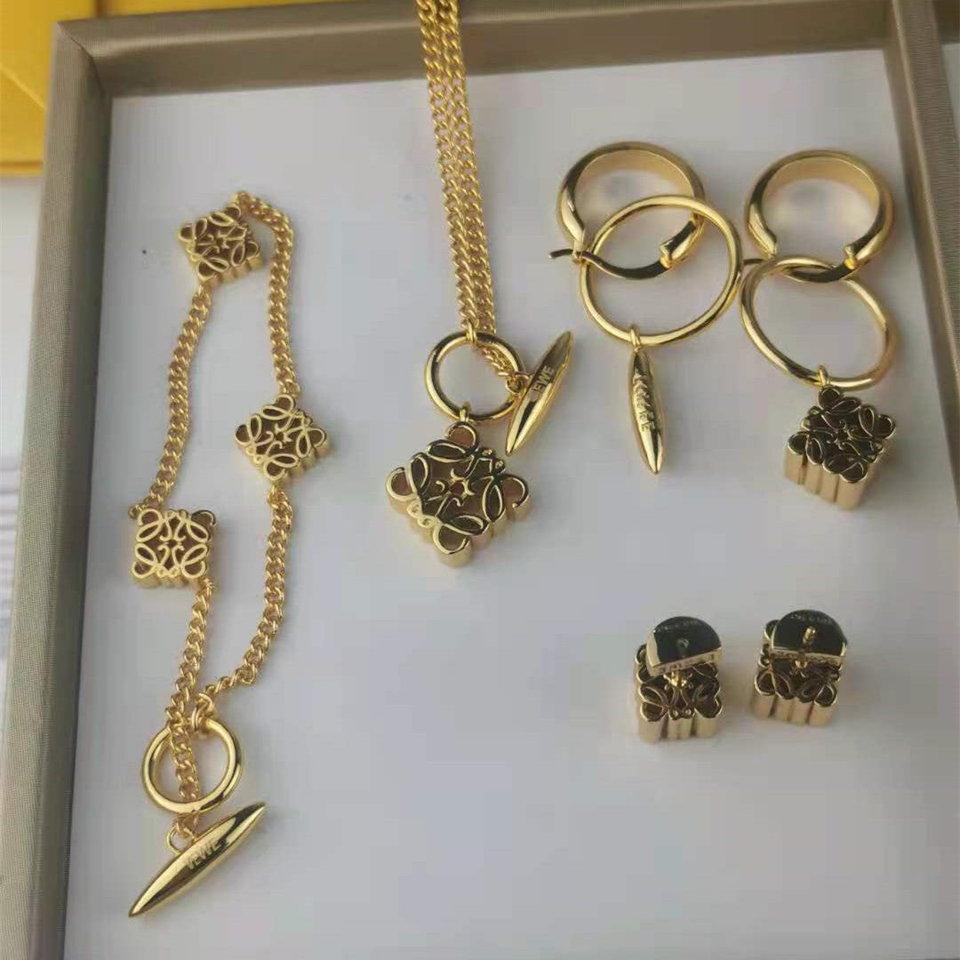 罗家新款镂空手链项链耳环气质高级感缠丝立体吊坠镂空月饼手链女