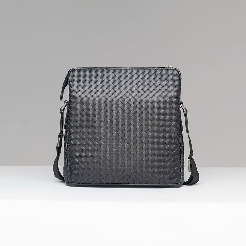 X&BV男士斜挎包休闲商务单肩包男竖款编织时尚潮流青年背包大容量