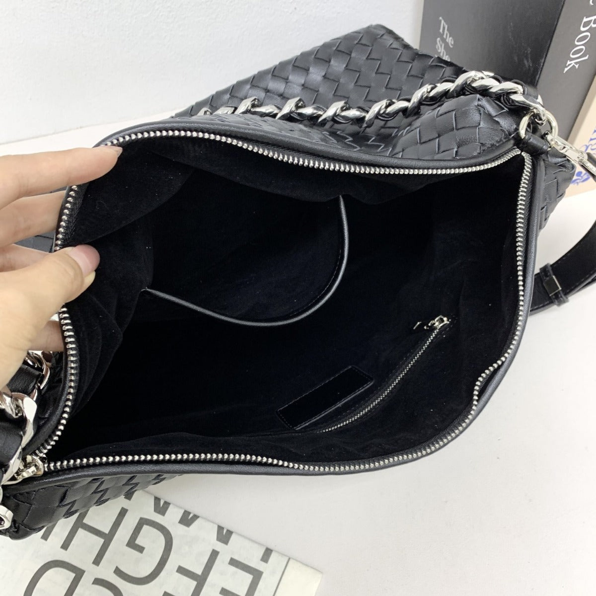 新款法棍腋下时尚潮流百搭单肩包手工编织高级感大容量通勤斜挎包