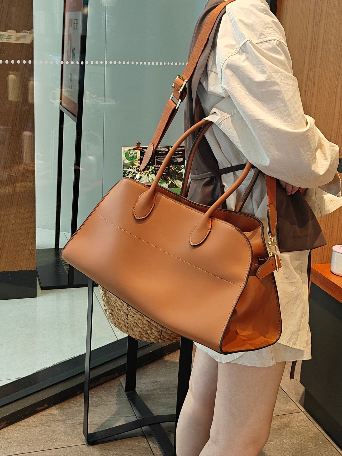 小众设计高级系列极简老钱风手提单肩斜挎女包全皮通勤大包托特包